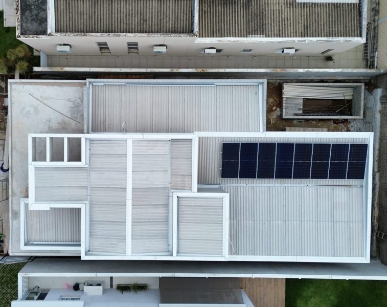 Sistema fotovoltaico de 4,8 kWp em Pindamonhangaba · SP
